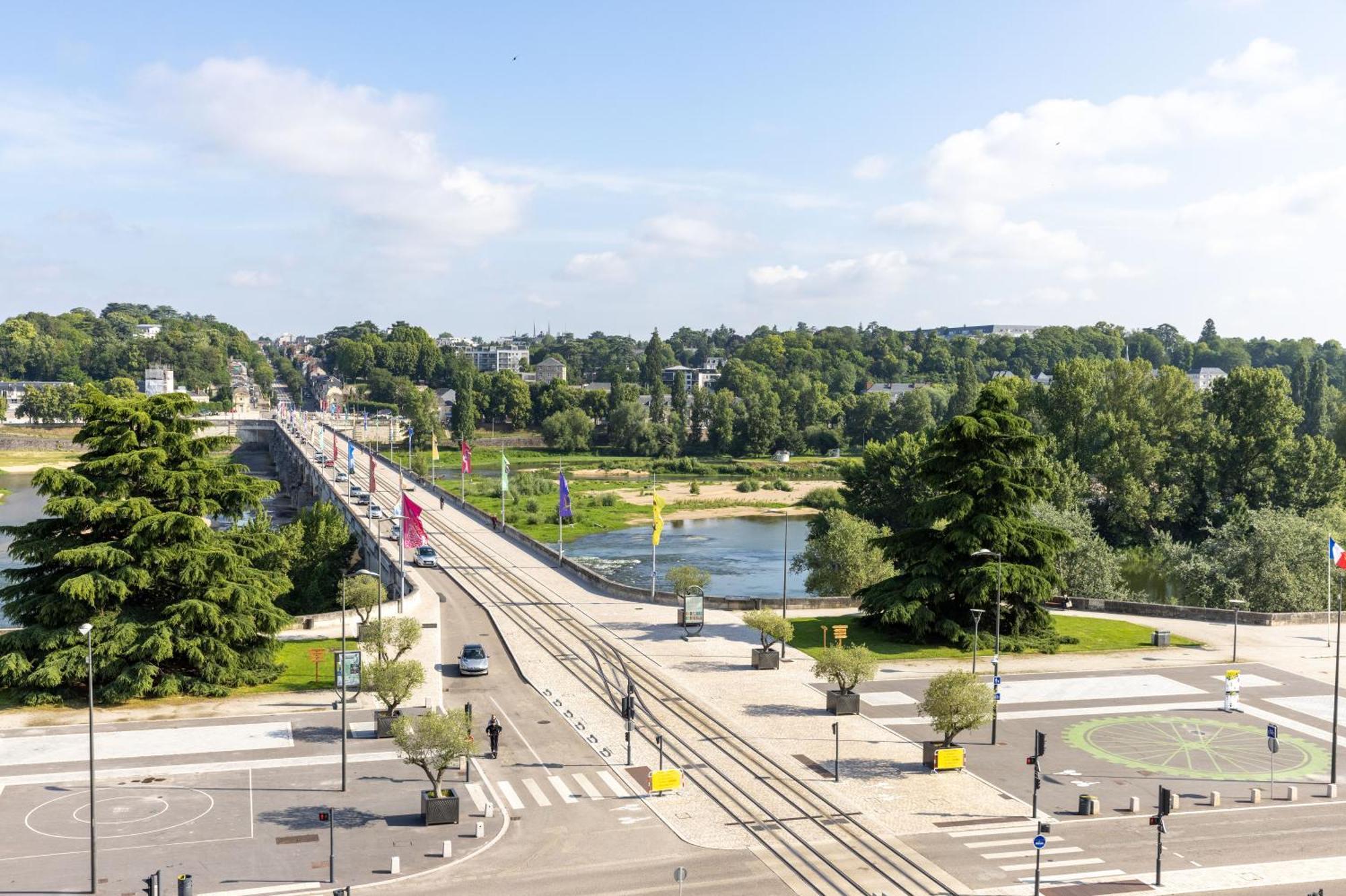 Отель Hampton By Hilton Tours Centre, France Экстерьер фото